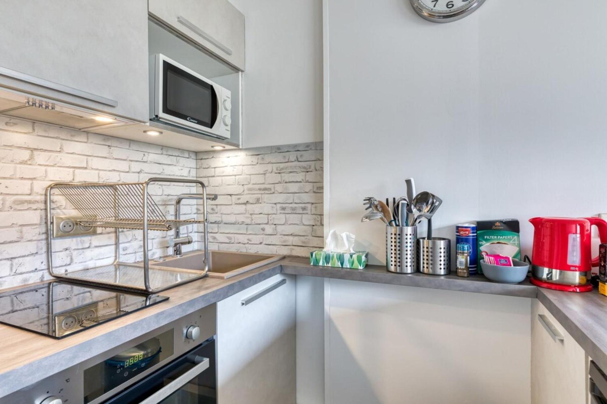 Olivia Studio Avec Place De Parking Руан Екстериор снимка